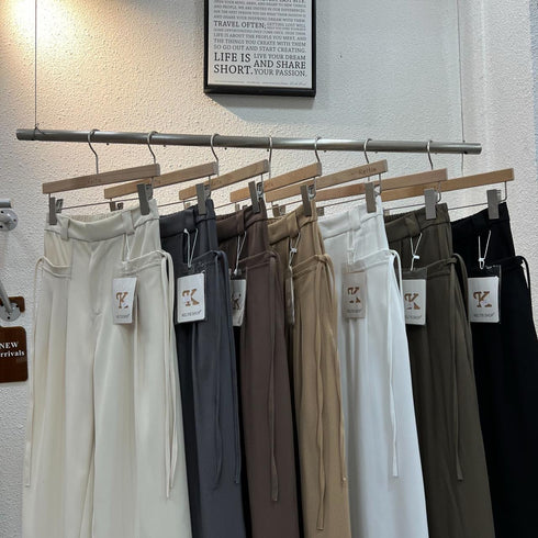 KELTIS Pocket Loose Pleated Trousers